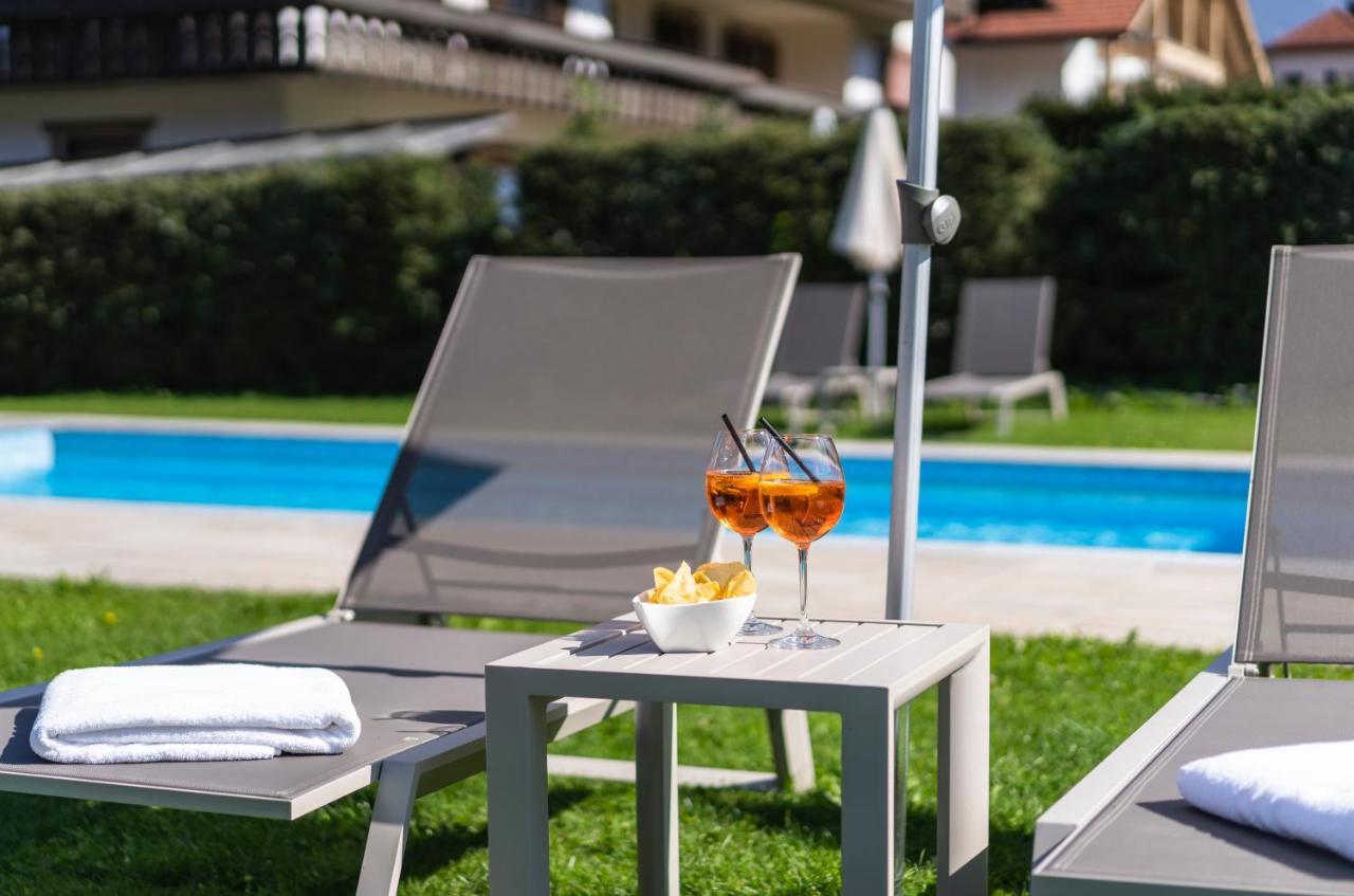 Hotel Reischach Брунико Екстериор снимка