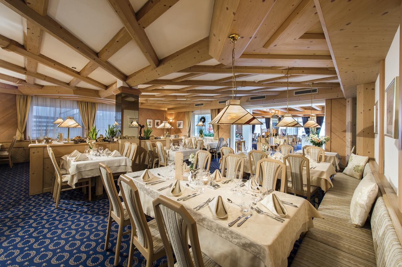 Hotel Reischach Брунико Екстериор снимка