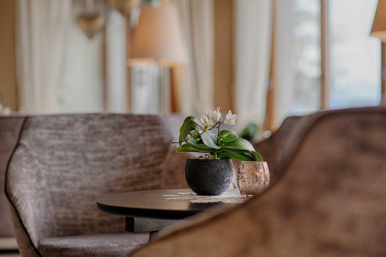 Hotel Reischach Брунико Екстериор снимка